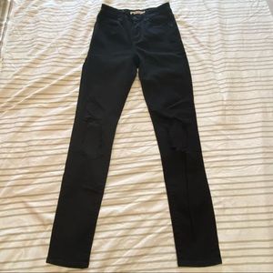 Levi’s Black 721 High Rise Distressed Skinny Jeans